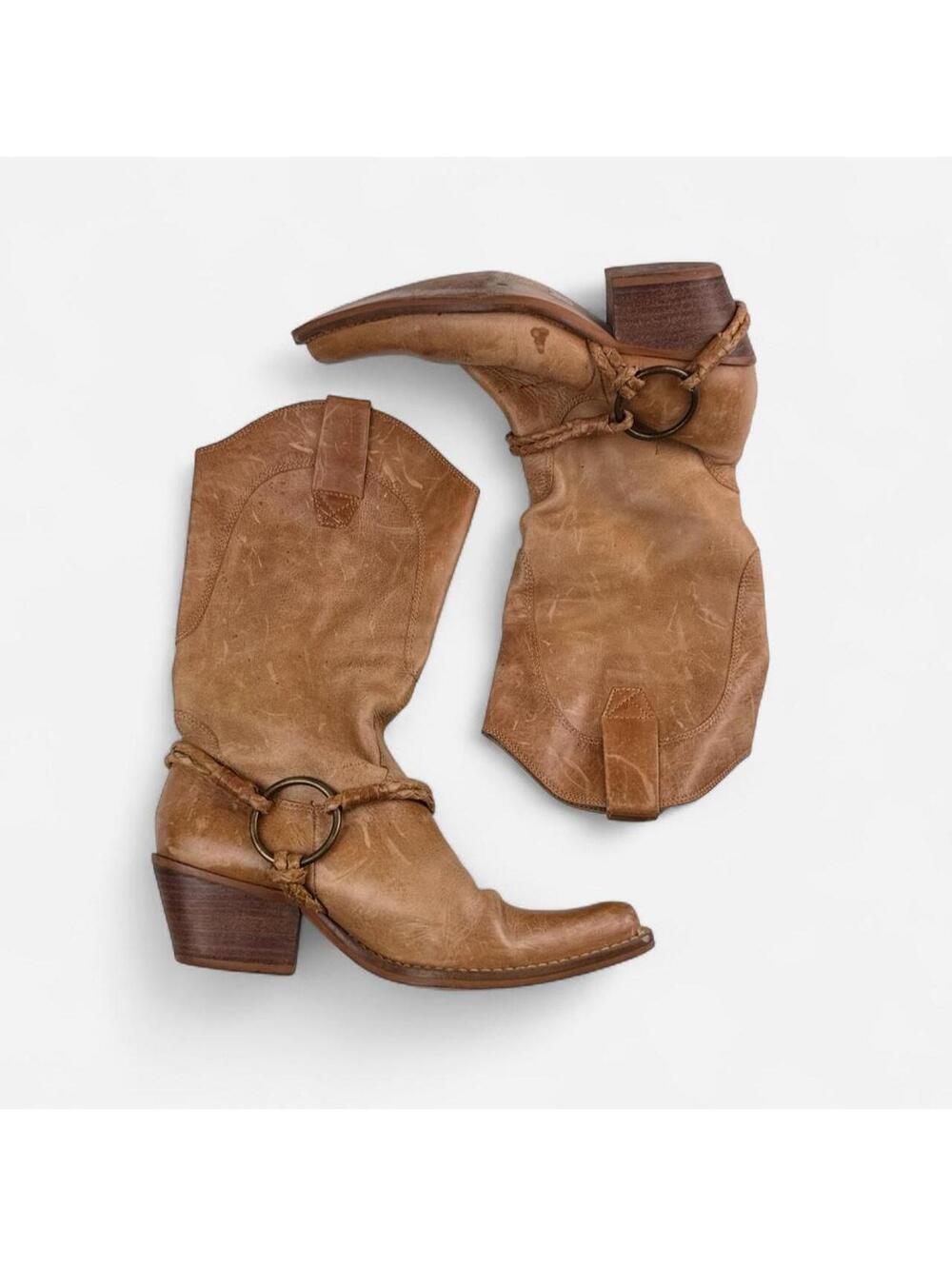 Tan Leather O Ring Harness Western Boots in Tan